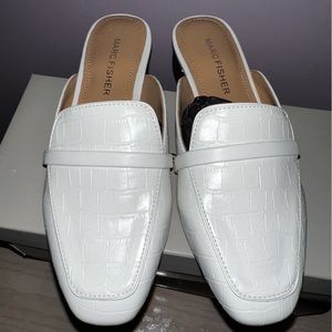 White Multi Marc Fisher womens 5 Namila Mules